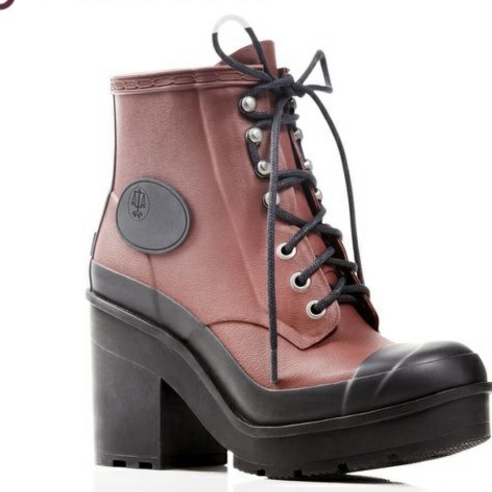 Heeled rain boots
